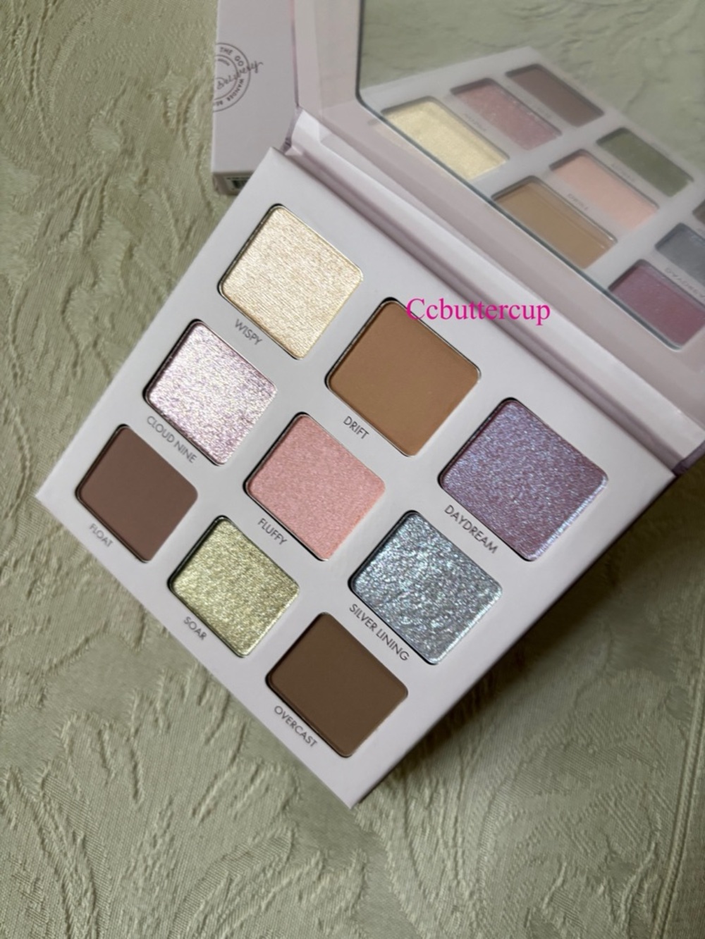 Wander Beauty In the Clouds Eyeshadow Palette BNIB